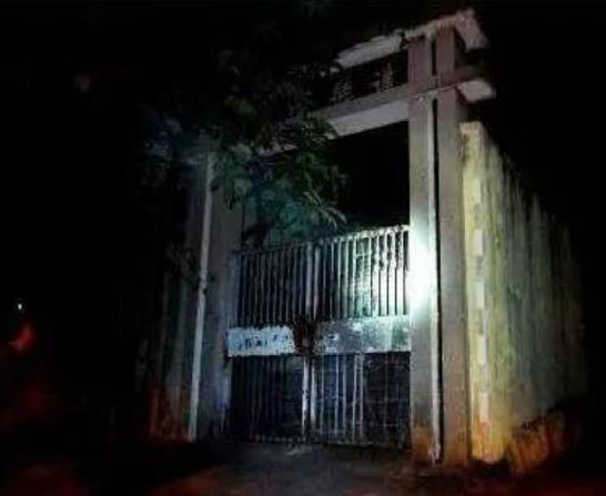 哪个小学闹过鬼