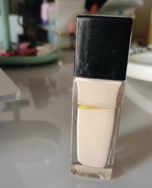 粉底液打开2年了还能用吗