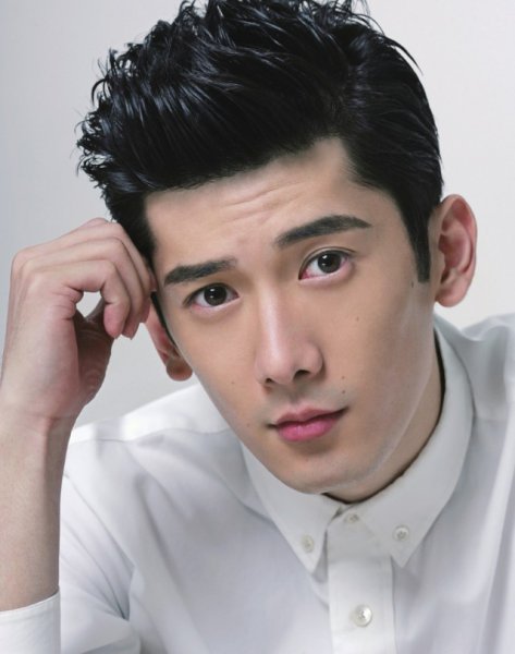 杨幂旗下有哪些艺人