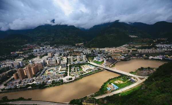 云南怒江在哪里位置