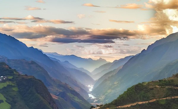 云南怒江在哪里位置