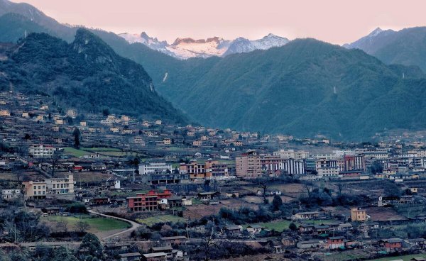 云南怒江在哪里位置