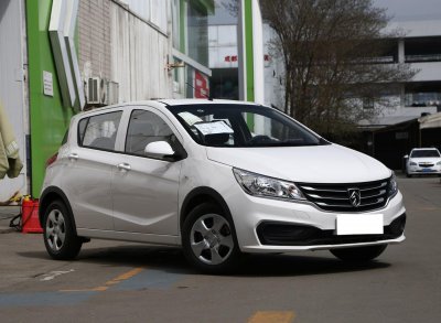 5万左右汽车报价及图片 新车价格五万左右的轿车车型