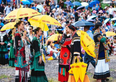 四川彝族是什么人种的后裔 大凉山彝族从什么时候起源