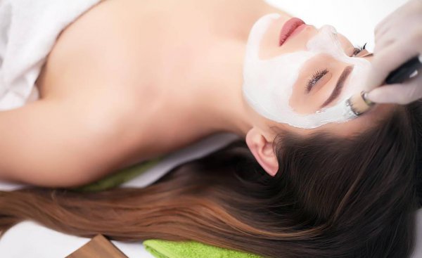 男人右眼跳是财还是灾