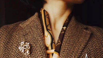 胸针的正确戴法 胸针适合戴在什么位置好看图片