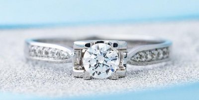 钻戒十大经典款图片展示 最流行结婚钻戒款式大全