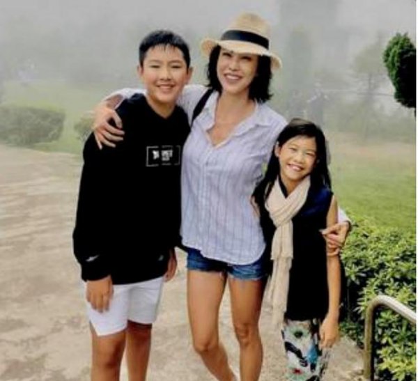 徐晓晰今年多大年纪了