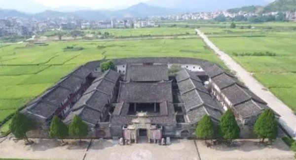 福建李火德是谁