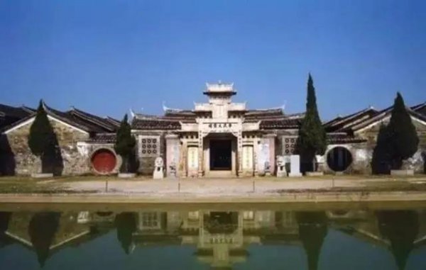 福建李火德是谁