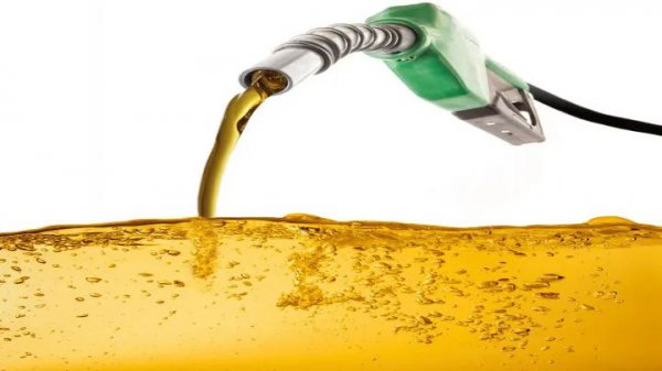 到加油站千万不要说把油加满