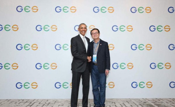 三体主要讲什么内容谁写的