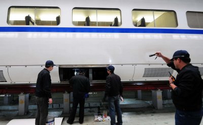 航空地勤一个月能挣多少钱 机场地勤实际月工资收入多少