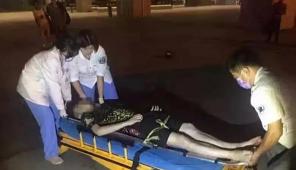 张云雷坠台事件是怎么回事