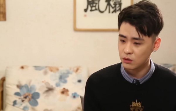 张云雷坠台事件是怎么回事