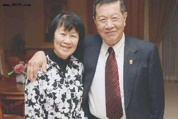 华人神探李昌钰80岁大婚