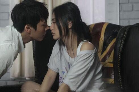 男生不主动联系却点赞朋友圈是什么原因