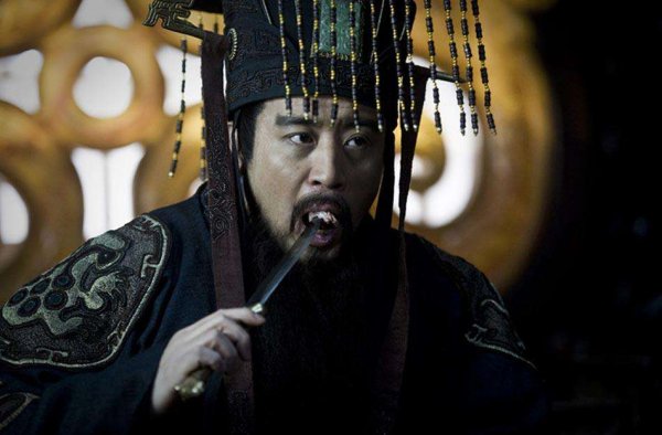 秦始皇比刘邦大几岁年龄