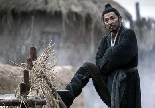 秦始皇比刘邦大几岁年龄