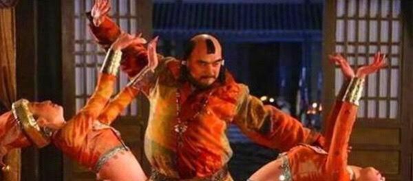 杨玉环和安禄山之间到底是什么关系