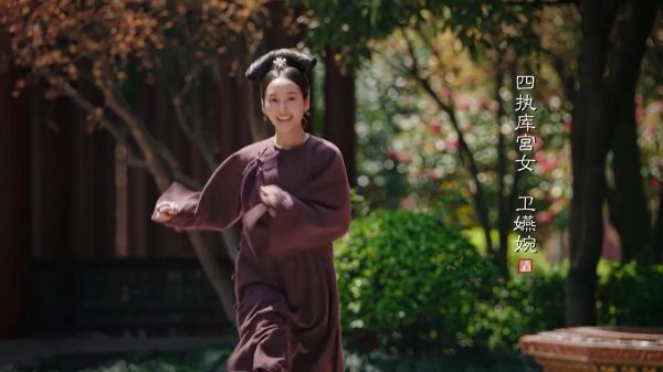 乾隆比令妃大多少岁