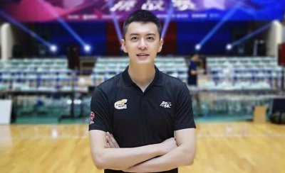 杨鸣老婆唐佳良身世如何 为什么说杨鸣是惹不起的呢