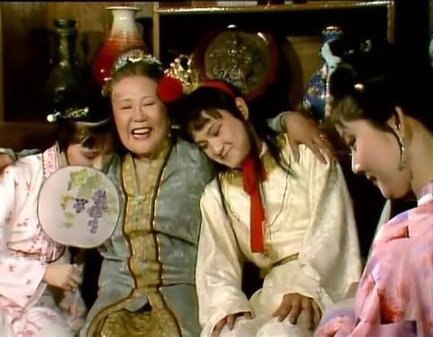 贾母为什么不选林黛玉做孙媳妇