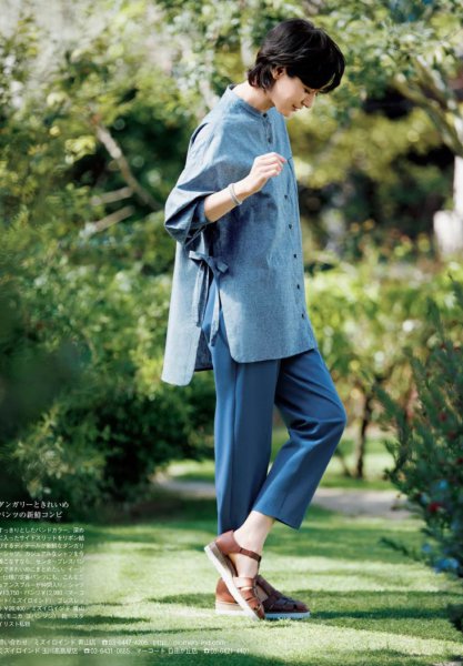 黑皮肤适合穿什么颜色的衣服