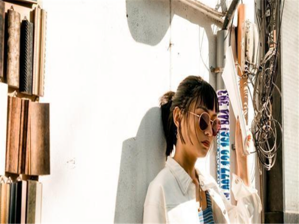 男女纯友谊看四点