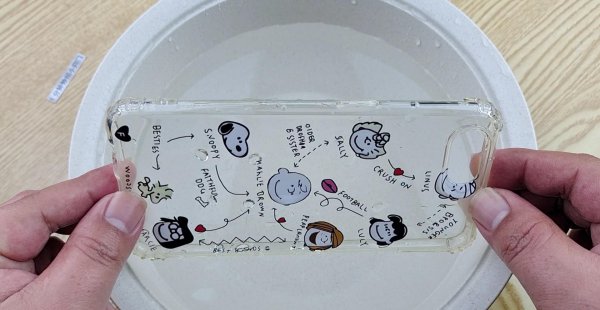 塑料手机壳发黄怎么清洗变白