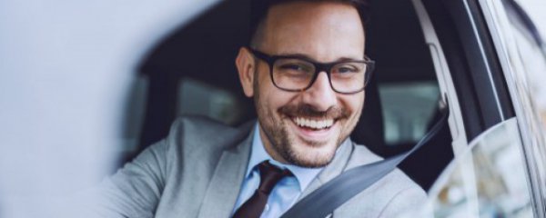 车内车窗起雾解决方法