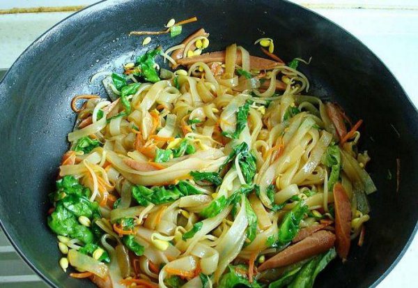 河粉是啥做成的