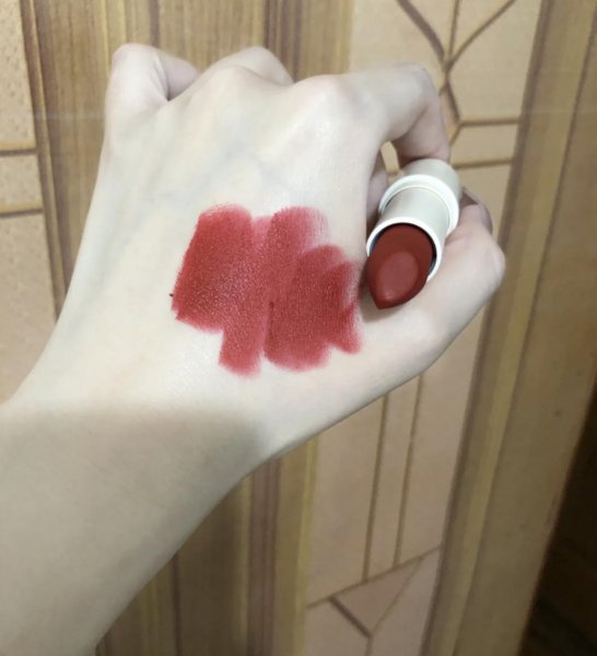 一般一支口红能用多长时间就不能再用了