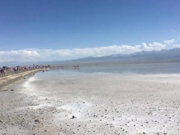 柴达木盆地位于我国的哪个高原