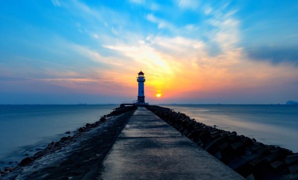 哪里有海的地方适合旅游