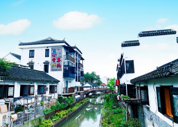 哪里有海的地方适合旅游