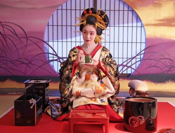 日本花魁到了28岁必须要退休