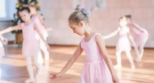 学芭蕾舞的最佳年龄