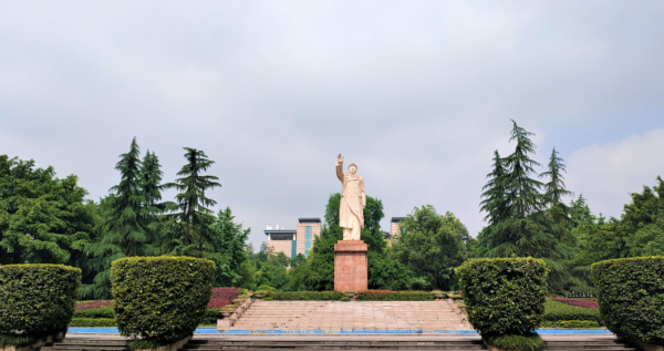 重庆医科大学是211吗