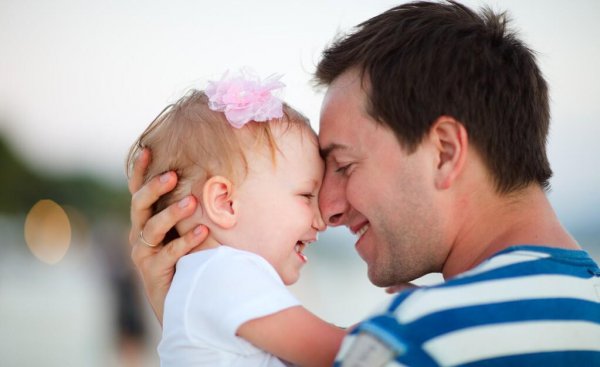 自己女儿不听话非要远嫁怎么办