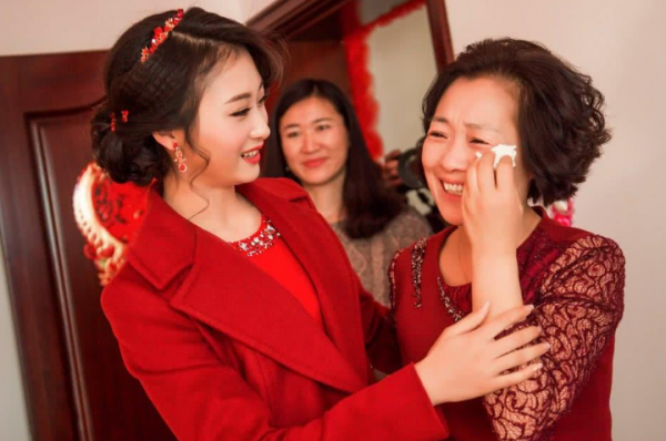 自己女儿不听话非要远嫁怎么办