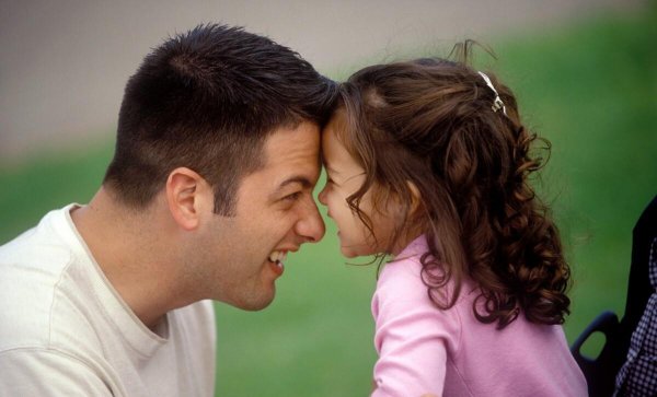 自己女儿不听话非要远嫁怎么办