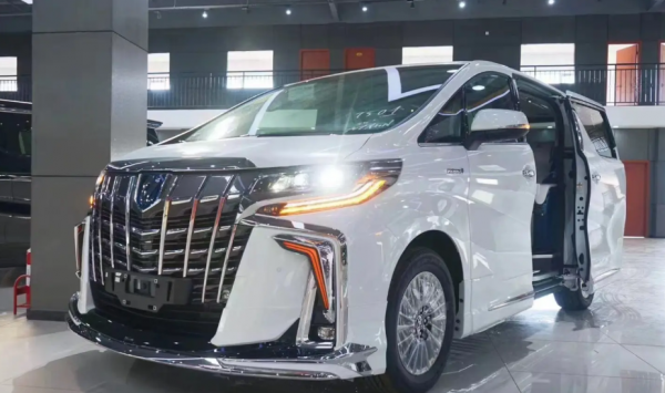 丰田埃尔法为什么这么贵