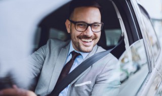 车内车窗起雾解决方法 车内车窗起雾有哪些解决方法