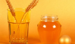 用蜂蜜水洗脸正确方法 用蜂蜜水如何洗脸正确
