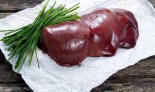 猪肝和菠菜可以一起吃吗 猪肝和菠菜一起吃好不好