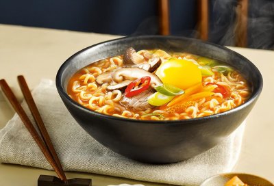 辛拉面是哪个国家的品牌 韩国农心集团发明的美食