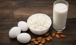 鸡蛋能不能与牛奶一起吃 鸡蛋与牛奶一起吃可以吗