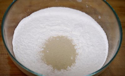 酵母粉是什么原料做的 用酵母粉发的面能放心吃吗