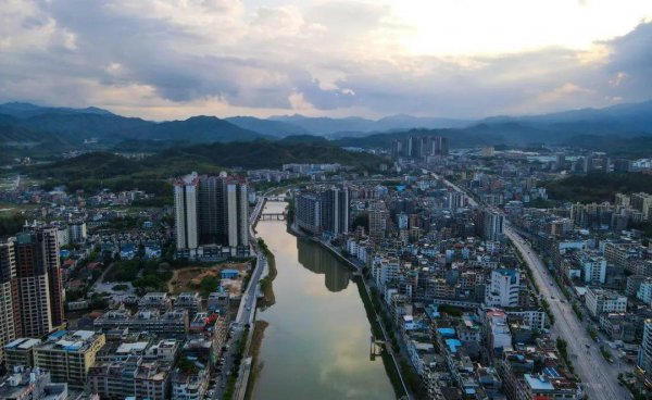 新丰县属于哪个市